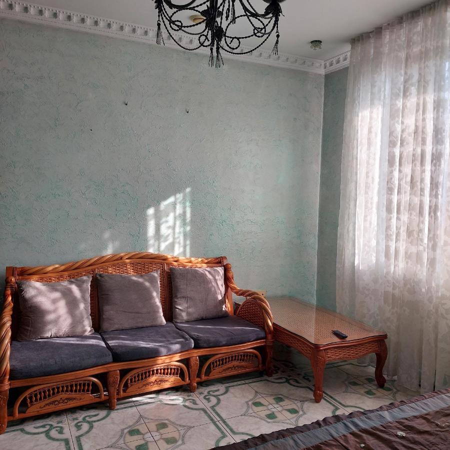 Little Shangri-La Almaty Esterno foto