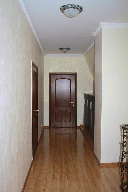 Little Shangri-La Almaty Esterno foto